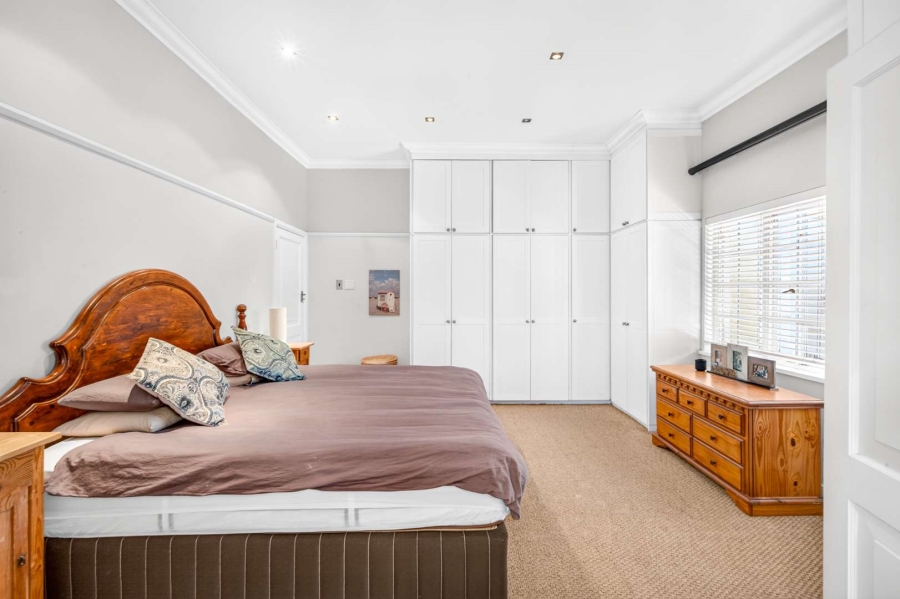 3 Bedroom Property for Sale in Rondebosch Western Cape